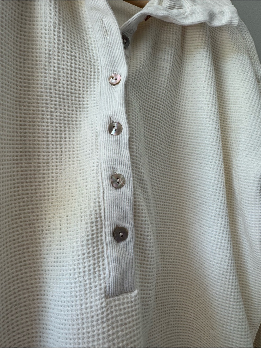 NEGATIVE Waffle Knit Pullover Button Up Collar Cream Medium Cotton Long Sleeve - Picture 3 of 7